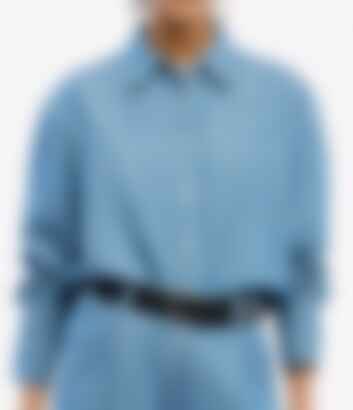 Chambray Shirt in Medium Blue