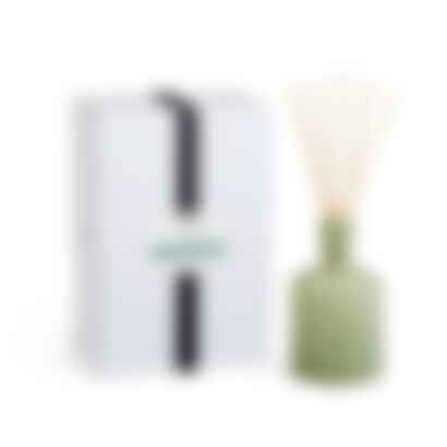 Fresh Cut Gardenia Signature Reed Diffuser