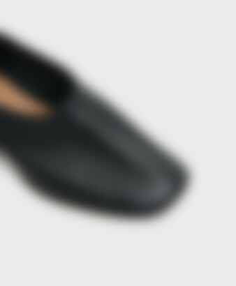 Glove Slip On in Black