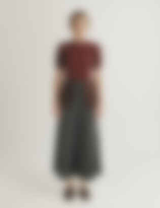 The Dez Sweater in Wool and Cashmere in Dark Wine