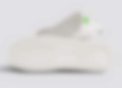 Women's Oca Low-Top Off-White Canvas Sneaker